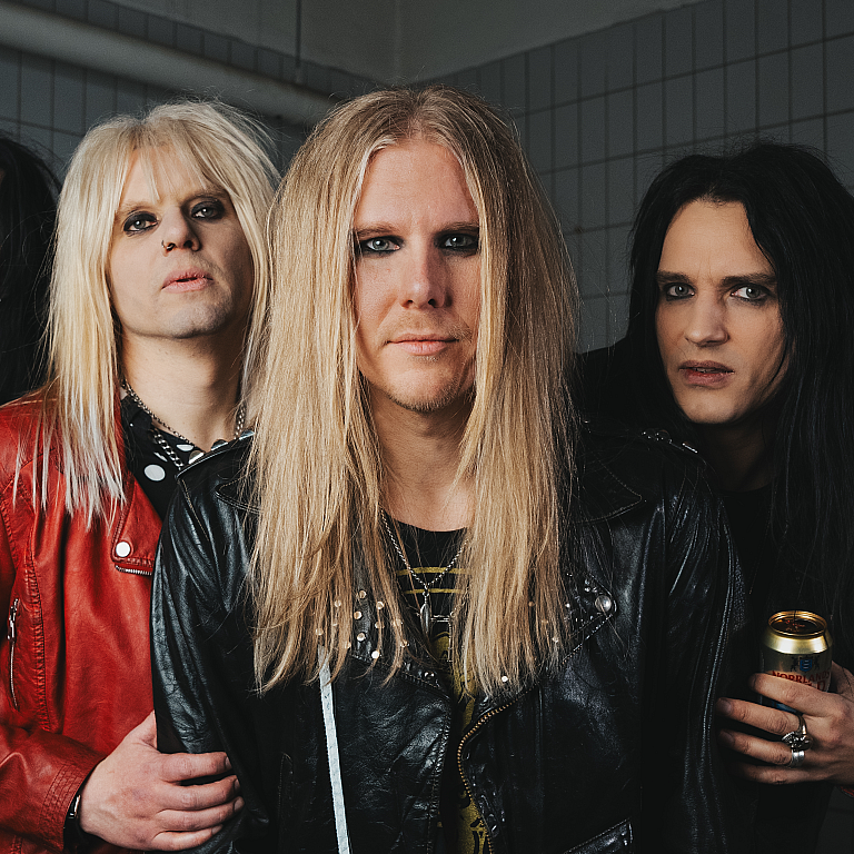 Guns N