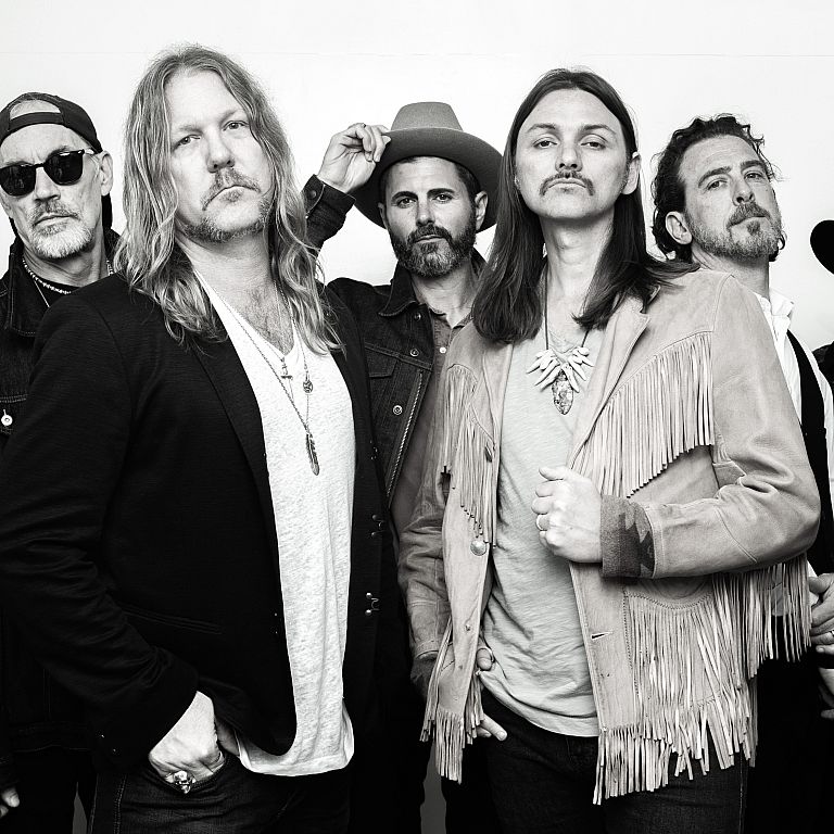 The Allman Betts Band   The Allman Betts Band includes Devon Allman & Duane Betts on guitars and vocals, Berry Oakley Jr. on bass, Johnny Stachela on slide guitar, John Ginty on Hammond B3 (Robert Randolph/Dixie Chicks) and Devon Allman Project percussion